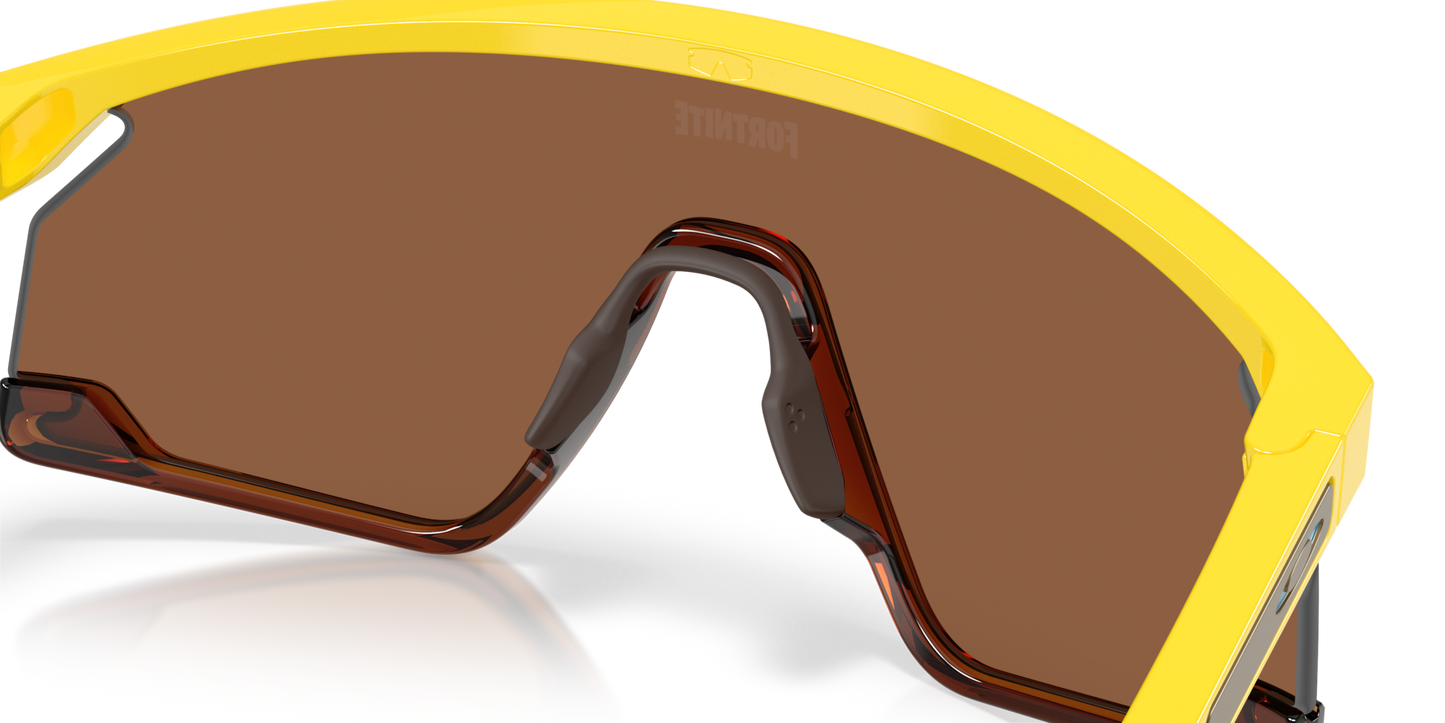 Oakley Sunglass X Fortnite™ Peely BXTR prizm tungsten Lenses with yellow Frame