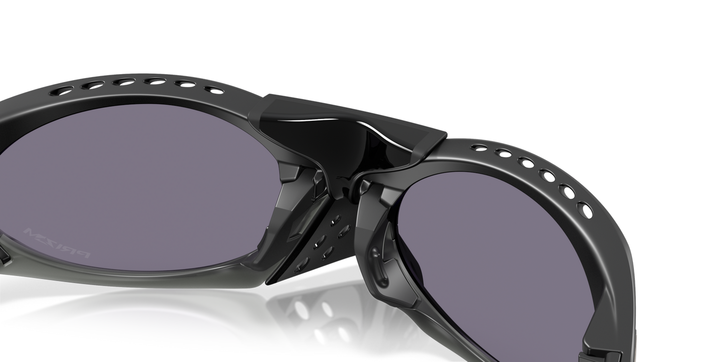 Oakley Sunglass Plantaris prizm grey Lenses With matte black Frame