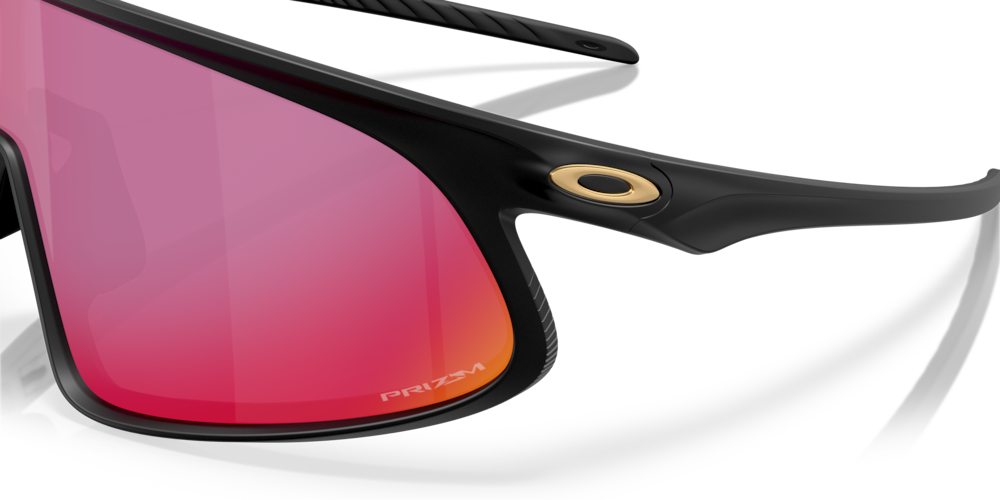 Oakey RSLV Sunglass with matte black Frame and prizm road Lens