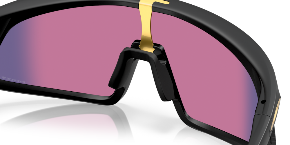 Oakey RSLV Sunglass with matte black Frame and prizm road Lens