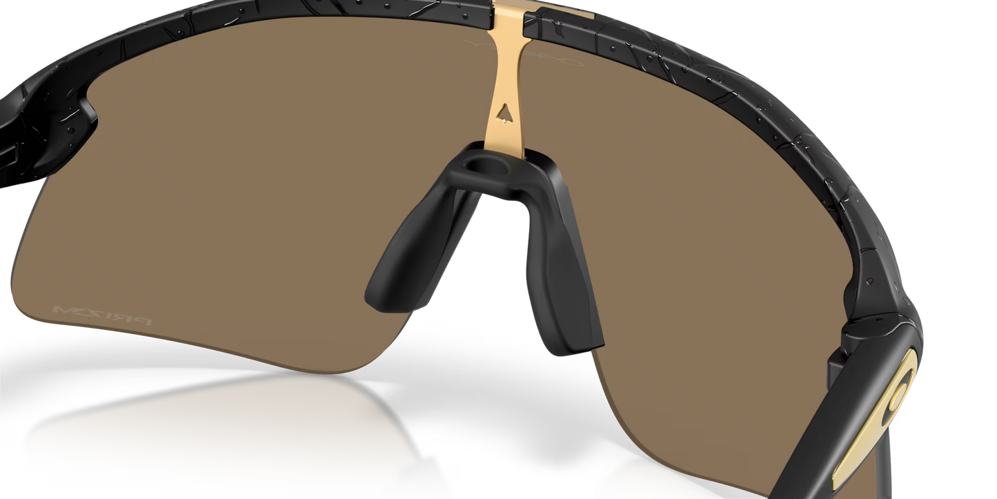 Oakley Stunt Devil prizm 24k Lenses, matte black splatter Frame