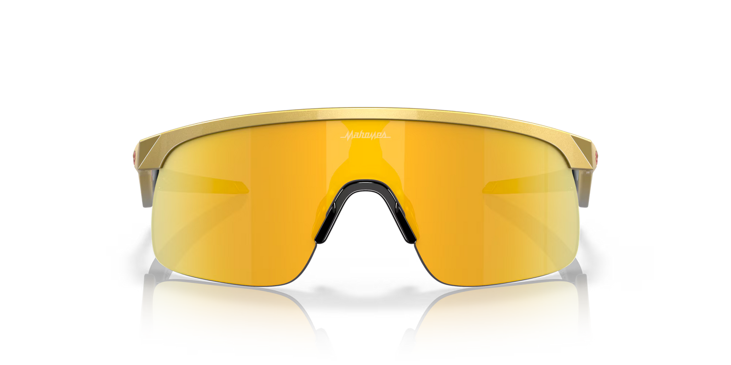 Oakley Resistor (Youth Fit) Patrick Mahomes II Collection prizm 24k Lenses,  olympic gold Frame