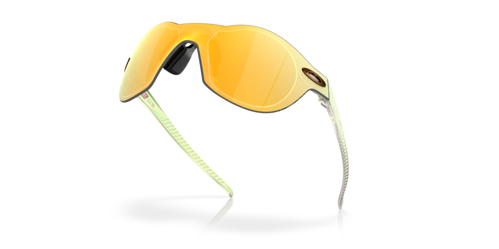 Oakley Subzero Golden (Discover Collection)