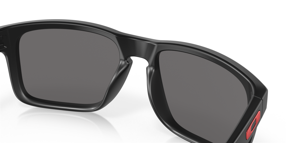 Oakley Sunglass red iridium Lenses with matte black Frame