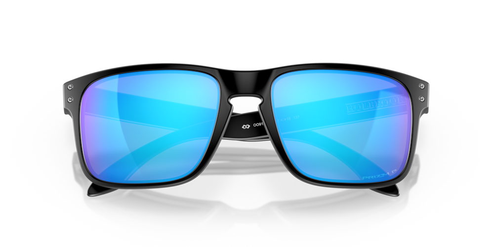 Oakley Sunglass prizm sapphire polarized Lenses, with matte black Frame