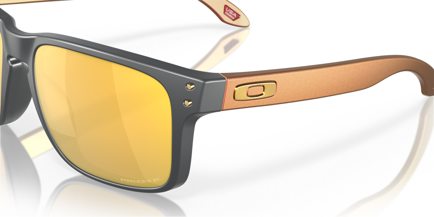 Oakley Sunglass Holbrook™prizm 24k polarized Lenses with matte carbon Frame