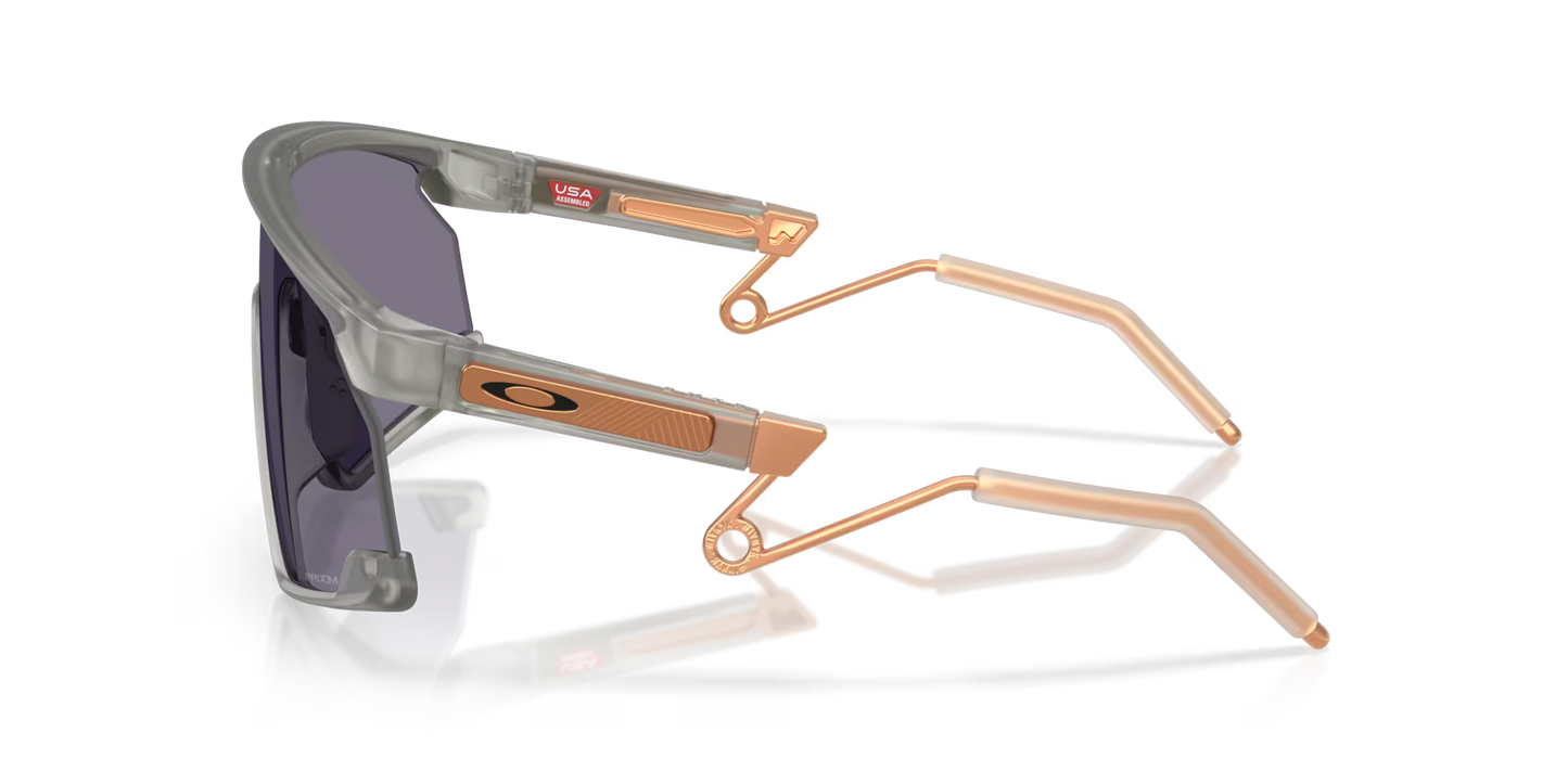 Oakley BXTR prizm grey Lenses, transparent grey ink Frame