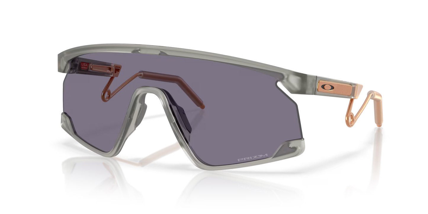 Oakley BXTR prizm grey Lenses, transparent grey ink Frame