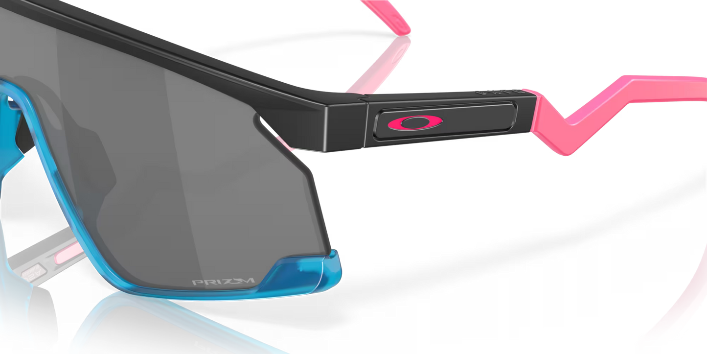Oakleys BXTR prizm black Lenses, matte black Frame