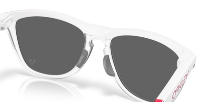Oakley X Fortnite™ CTL Frogskins™ Hybrid prizm black Lenses With matte white Frame