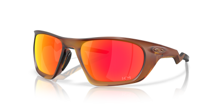 Oaakley Sulglass Kylian Mbappé Signature Series Lateralis prizm ruby Lense with matte dark amber Frame