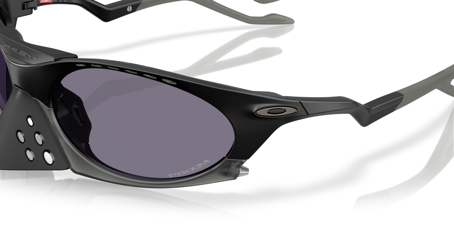 Oakley Sunglass Plantaris prizm grey Lenses With matte black Frame