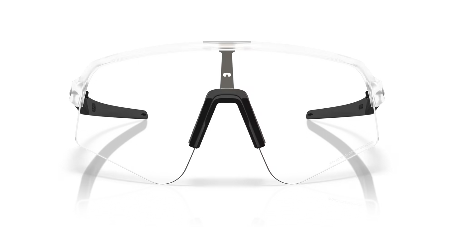 Oakley Sutro Lite Sweep Matte Clear Photochromatic