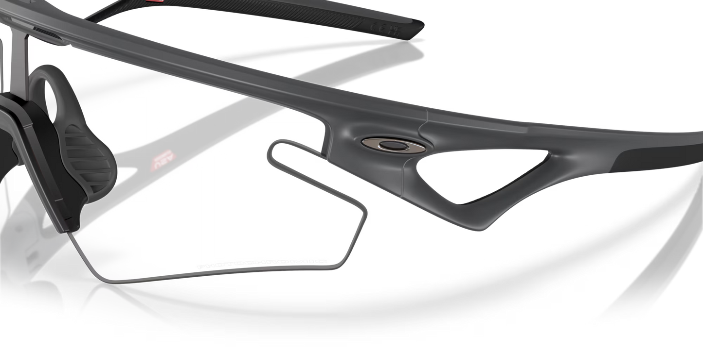 Oakley Sphaera Slash  Matte Carbon Deep Water Polarized