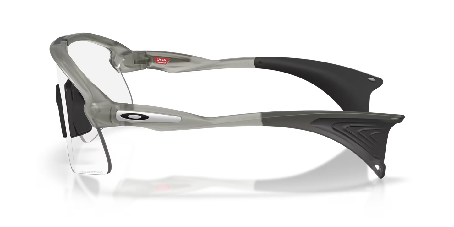 Oakley Stunt S clear to black iridium photochromic Lenses, matte grey ink Frame