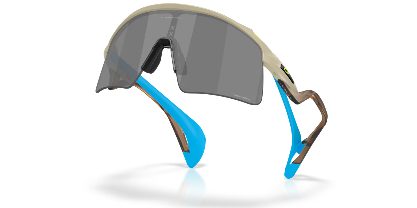 Oakley Stunt Wing prizm black Lenses,  matte sand Frame