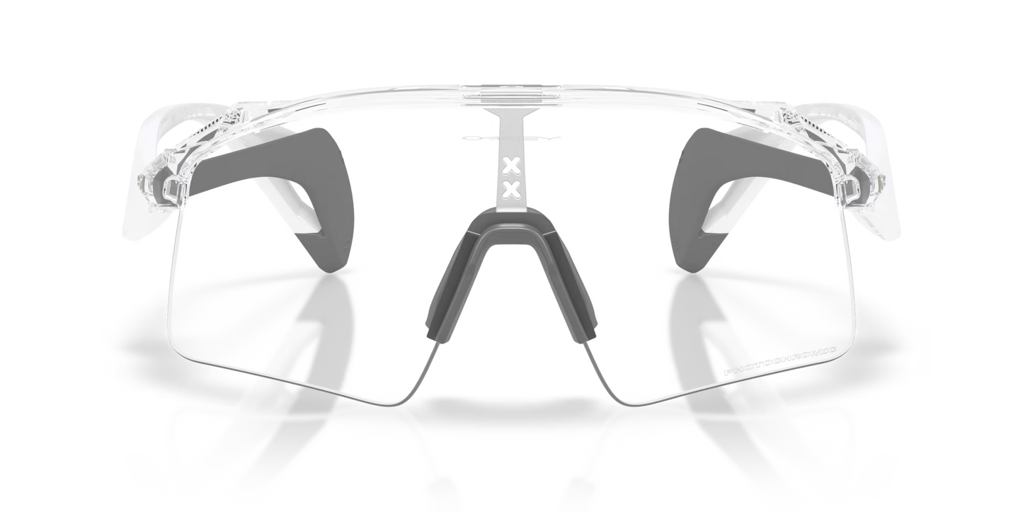 Oakley Stunt Wing clear to black iridium photochromic Lenses,  clear Frame