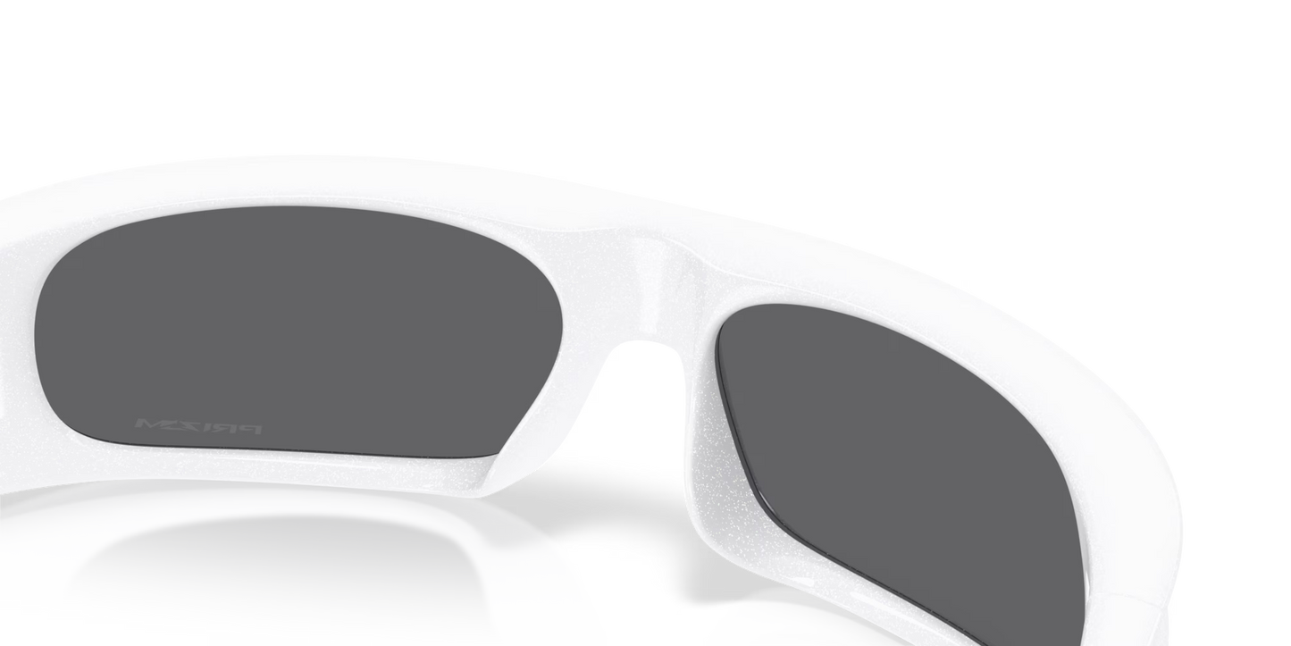 Oakley Highland prizm black Lenses, pearlized white Frame