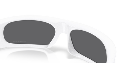 Oakley Highland prizm black Lenses, pearlized white Frame