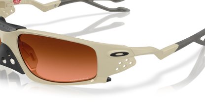 Oakley Plantaris SQ prizm brown gradient Lenses, matte sand Frame
