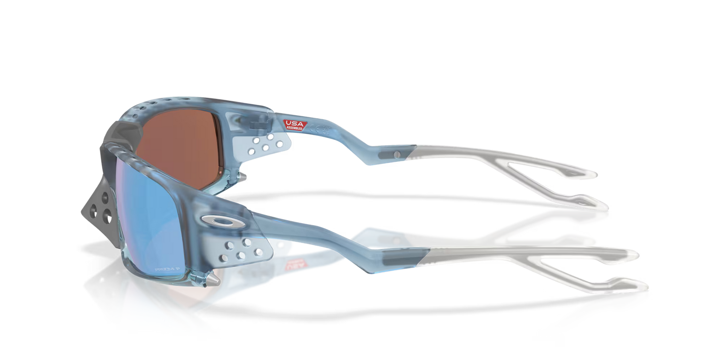 Oakley Plantaris SQ prizm deep water polarized Lenses,  matte trans stonewash Frame