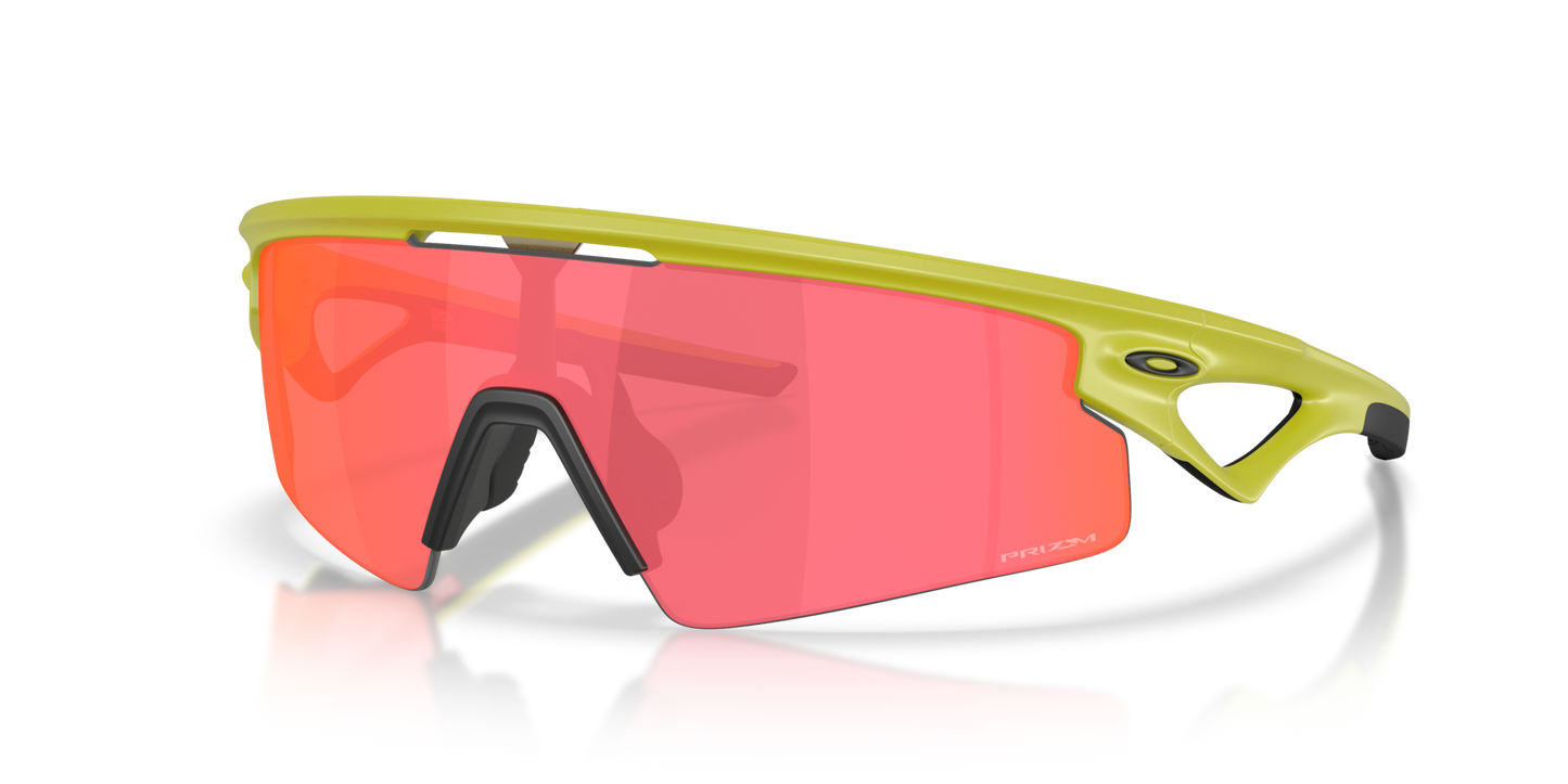 Oakley Sphaera™ Strike matte cactus Frame with prizm trail torch Lenses