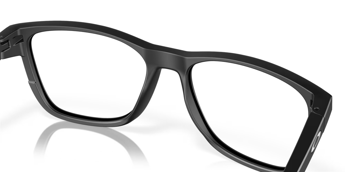 Oakley Centerboard satin black Frame