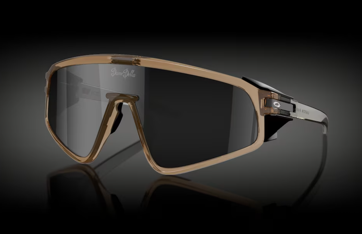 Oakley Latch Panel Signature Series