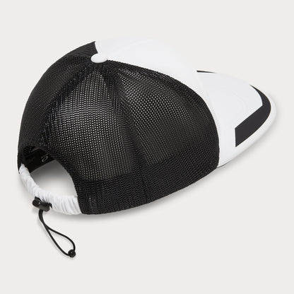 Oakley Podium Trucker Hat Black/White