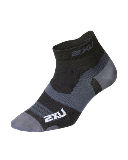 2XU Vectr UA7028E Ultralight 1/4 Crew Sock-Xl-black/titanium