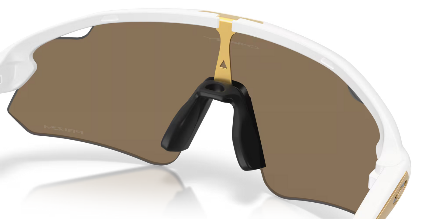 Stunt Devil 9525-08  Stunt Devil A Matte White Prizm 24K