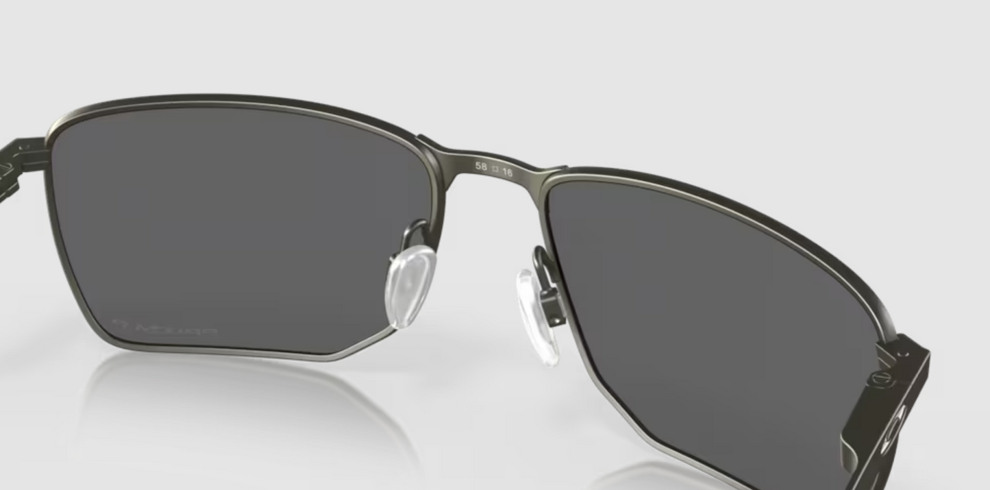 Oakley Ejector carbon Frame with prizm black polarized Lenses